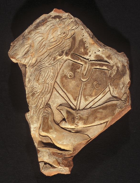 Frammento di targa con Madonna col Bambino