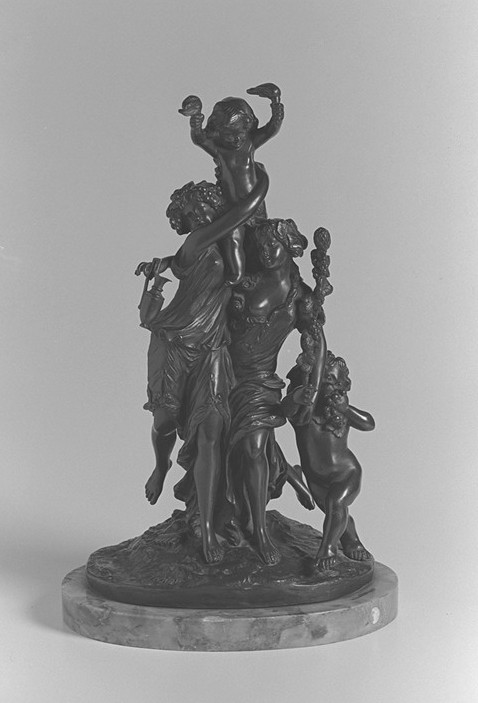 Statua in bronzo con baccanale