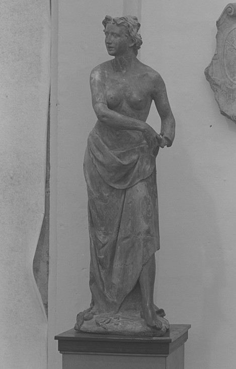 Statua in terracotta di Flora
