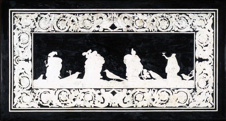 Tavolo in scagliola con le quattro Virtù