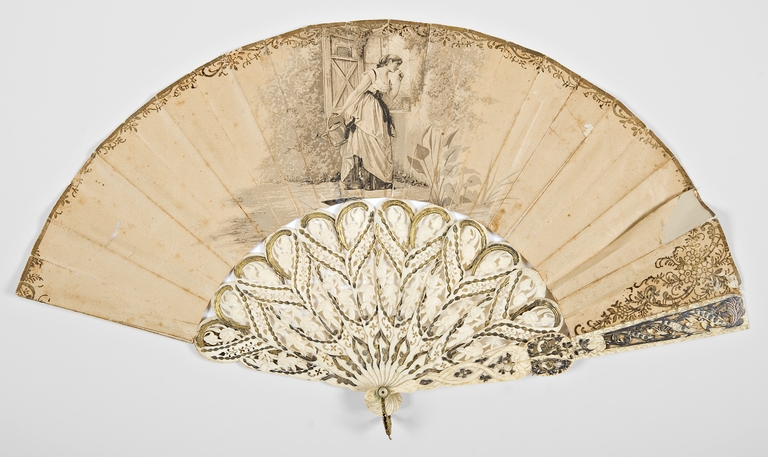 Ventaglio con figura femminile