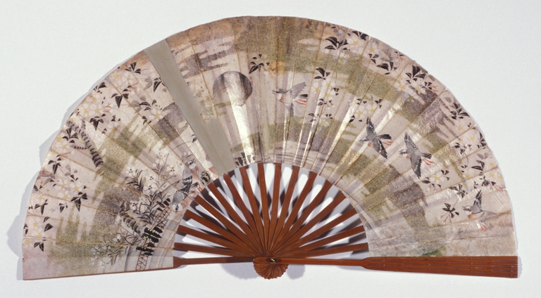 Ventaglio con fiori e uccelli