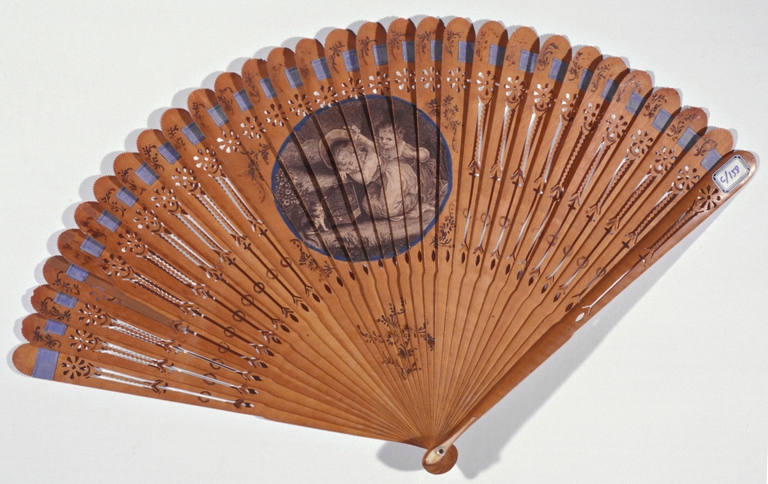 Ventaglio con scena di genere